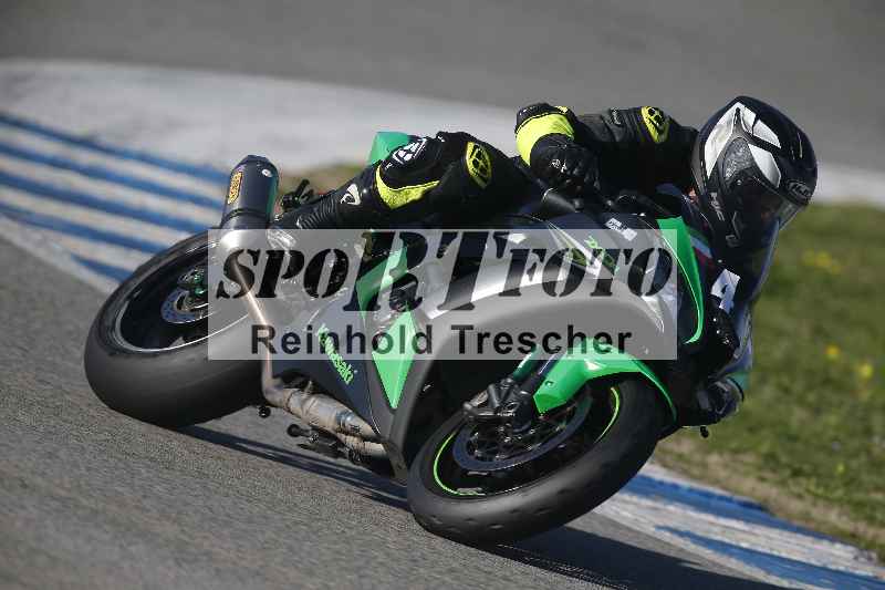 /Archiv-2024/01 26.-28.01.2024 Moto Center Thun Jerez/Gruppe gruen-green/48